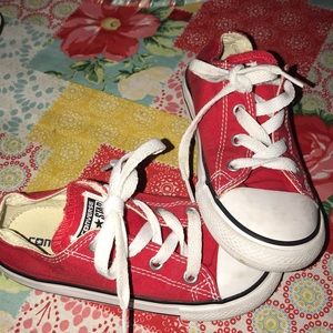 Cool kids converse!!